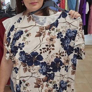 Blusa flores Delia